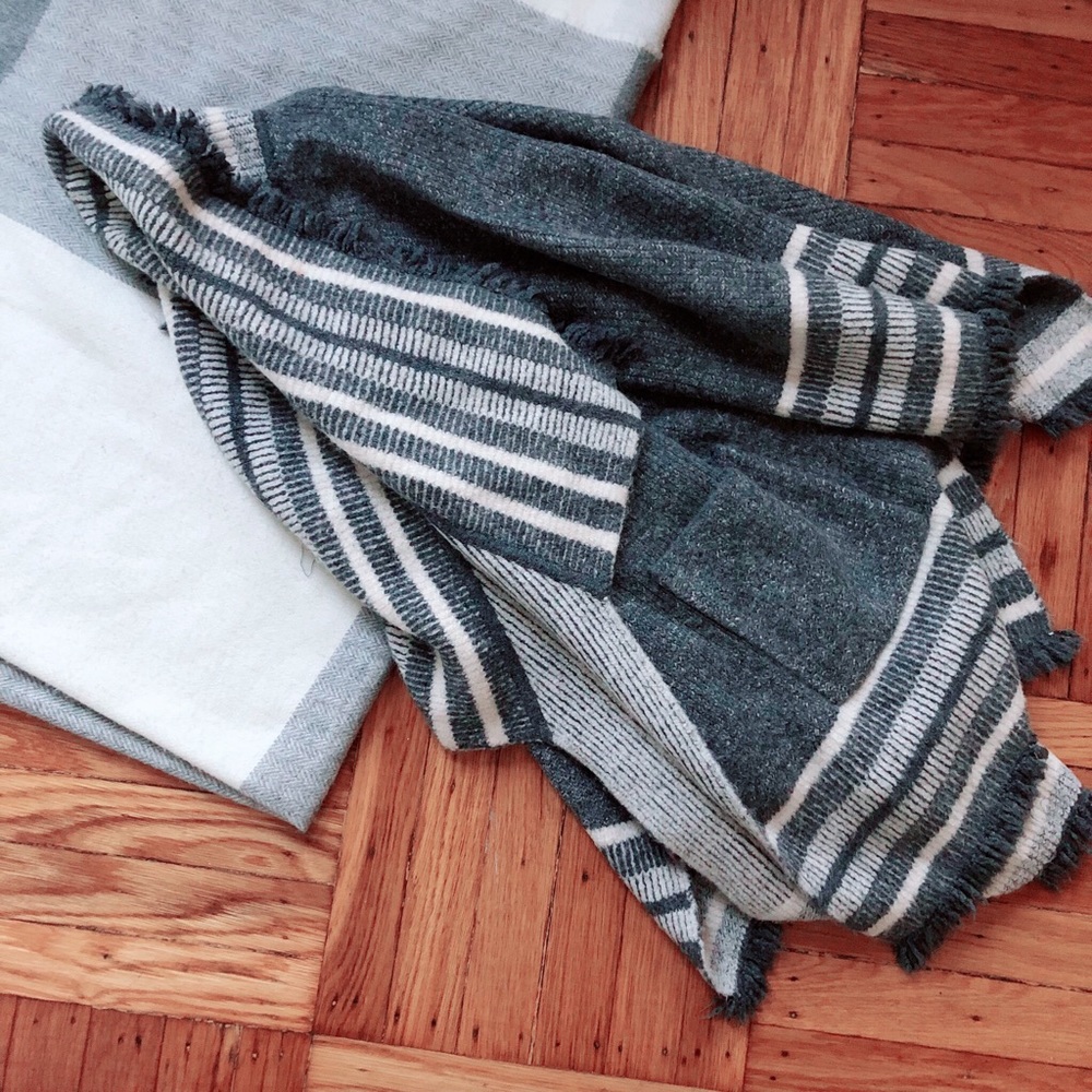 Southwest Gray Poncho-Style Cardigan Boho Everyday